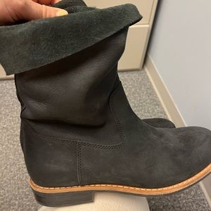 Women’s Roots Black Leather Boot size 8.5